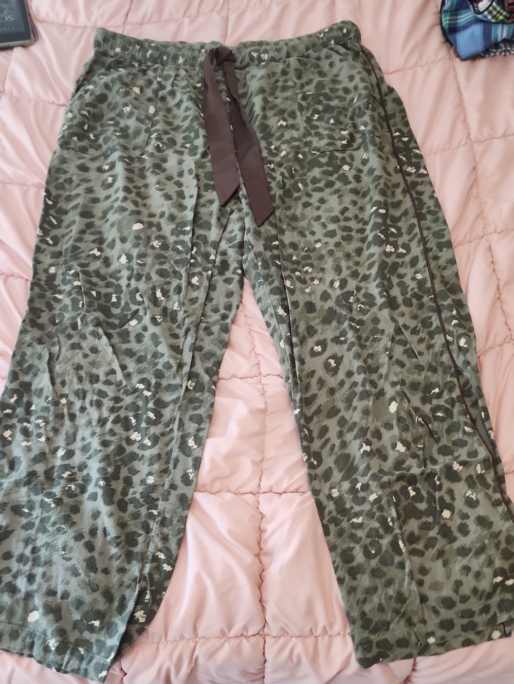 Aerie Olive Green Leopard Pajama Pants